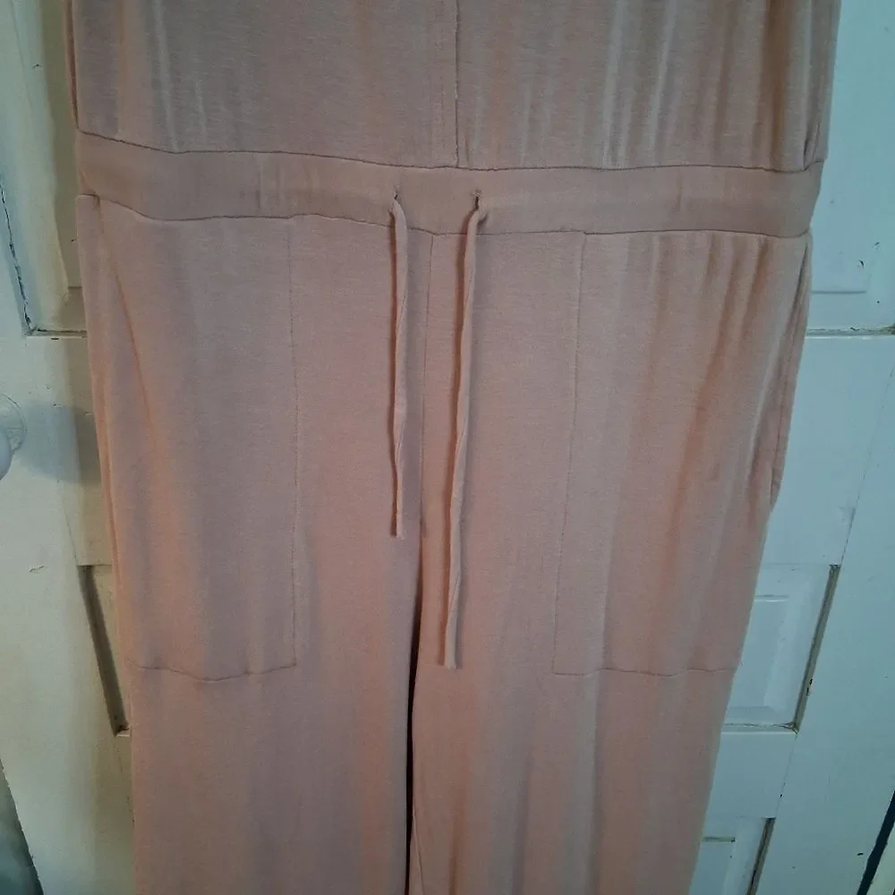 NYTT Winslet Pink Sleeveless Scoop Neck Jumpsuit - Picture 3 of 15